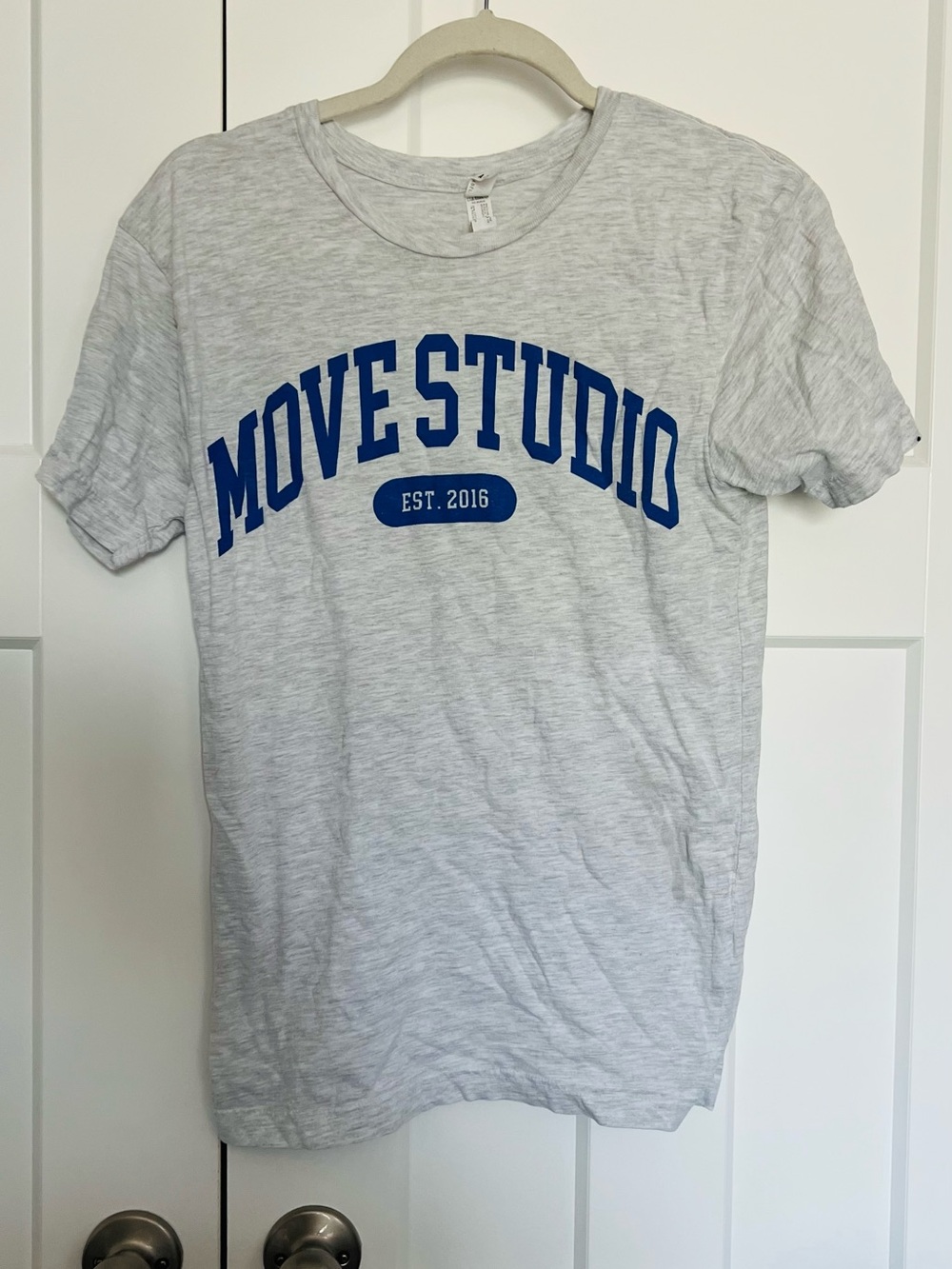 TOVE Men's Gray Crewneck T-Shirt with Blue Logo